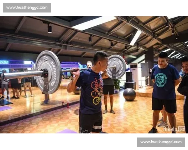 中国骑行地图 + 哑铃训练，一月塑形指南